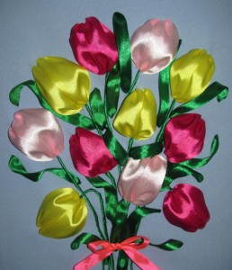 Тюльпаны атласными лентами